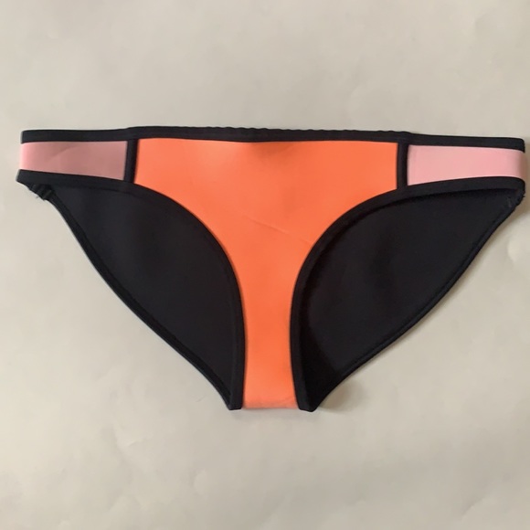 Triangl Poppy Peach Soda Bikini - Picture 5 of 12